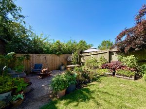 Photo 15- click for photo gallery